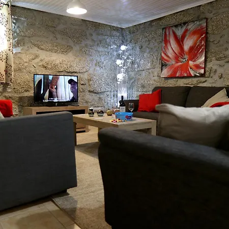 Luxury Private Free Play Park Inc Quid Bikes Private Heated Swimming Pool *