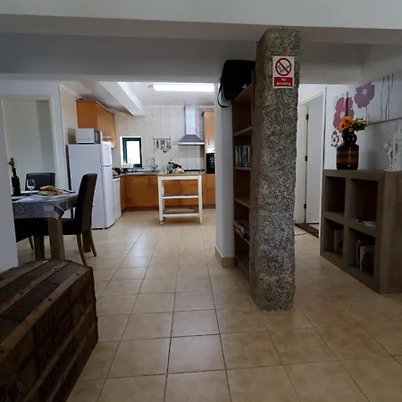 Luxury Private Free Play Park Inc Quid Bikes Private Heated Swimming Pool Apartment *