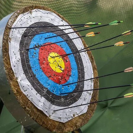 Luxury Private Free Play Park Inc Quid Bikes Private Heated Swimming Pool *