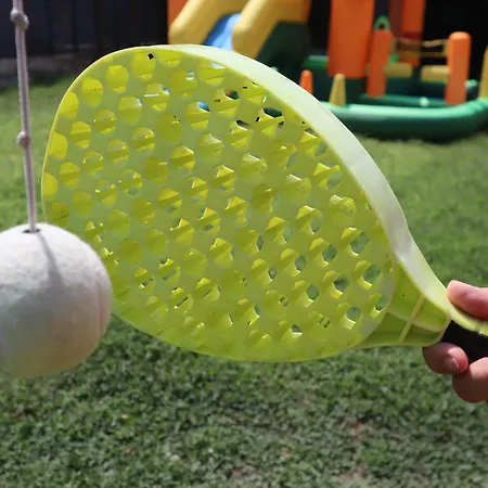 Luxury Private Free Play Park Inc Quid Bikes Private Heated Swimming Pool *