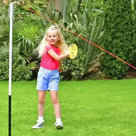 Luxury Private Free Play Park Inc Quid Bikes Private Heated Swimming Pool Apartment