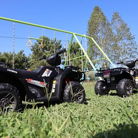 Apartment Luxury Private Free Play Park Inc Quid Bikes Private Heated Swimming Pool *