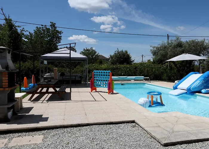Apartmán Luxury Private Free Play Park Inc Quid Bikes Private Heated Swimming Pool