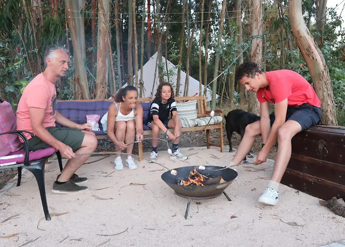 Luxury Private Free Play Park Inc Quid Bikes Private Heated Swimming Pool *