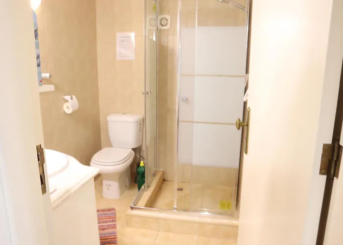 Luxury Private Free Play Park Inc Quid Bikes Private Heated Swimming Pool *